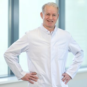 Dr. med. Peer-Ekkehart Waurick