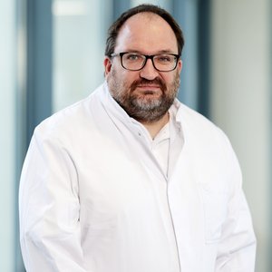 Dr. med. Henrik Naumburger