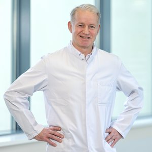 Dr. med. Peer-Ekkehart Waurick